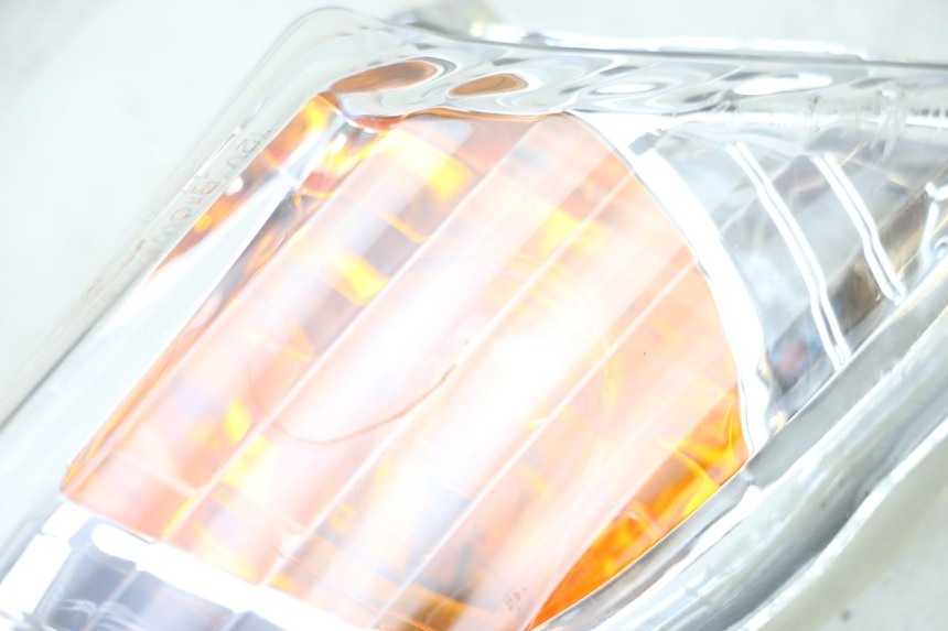 photo de KIERUNKOWSKAZ PRZEDNI PRAWY MBK FLAME X 125 (2007 - 2016) - Widok ogólny