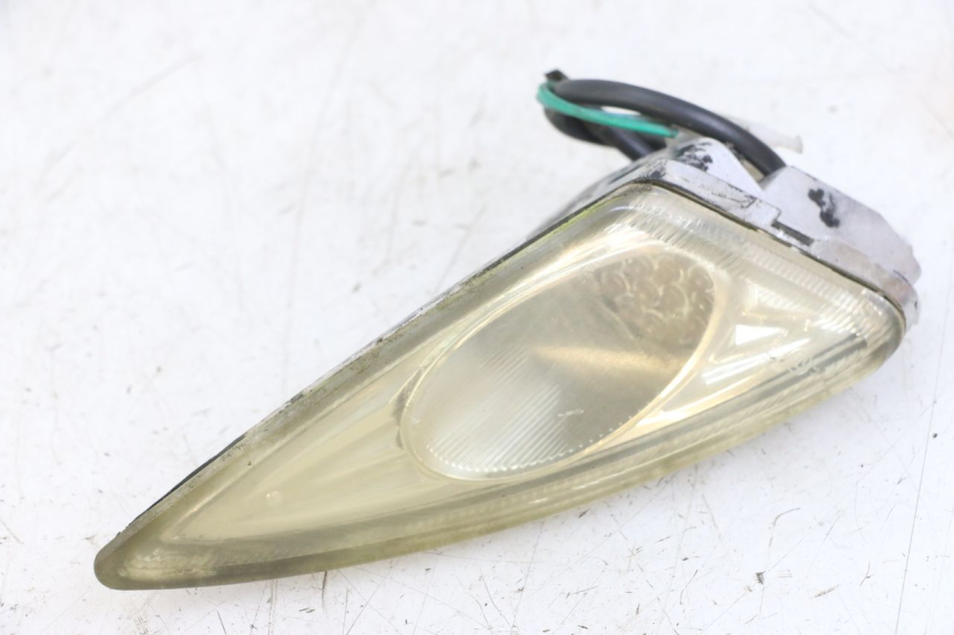 photo de KIERUNKOWSKAZ PRZEDNI PRAWY GOES WIKI 125 (2010 - 2015) - Widok główny