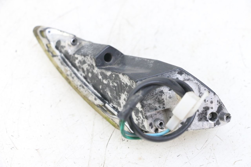 photo de KIERUNKOWSKAZ PRZEDNI PRAWY GOES WIKI 125 (2010 - 2015) - Punkty mocowania