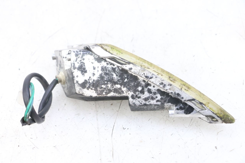 photo de KIERUNKOWSKAZ PRZEDNI PRAWY GOES WIKI 125 (2010 - 2015) - Stan powierzchni