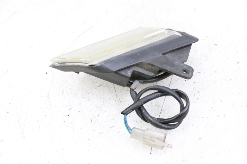 photo de KIERUNKOWSKAZ PRZEDNI PRAWY NECO GPX LC 2T 50 (2014 - 2018) - Inny kąt widzenia