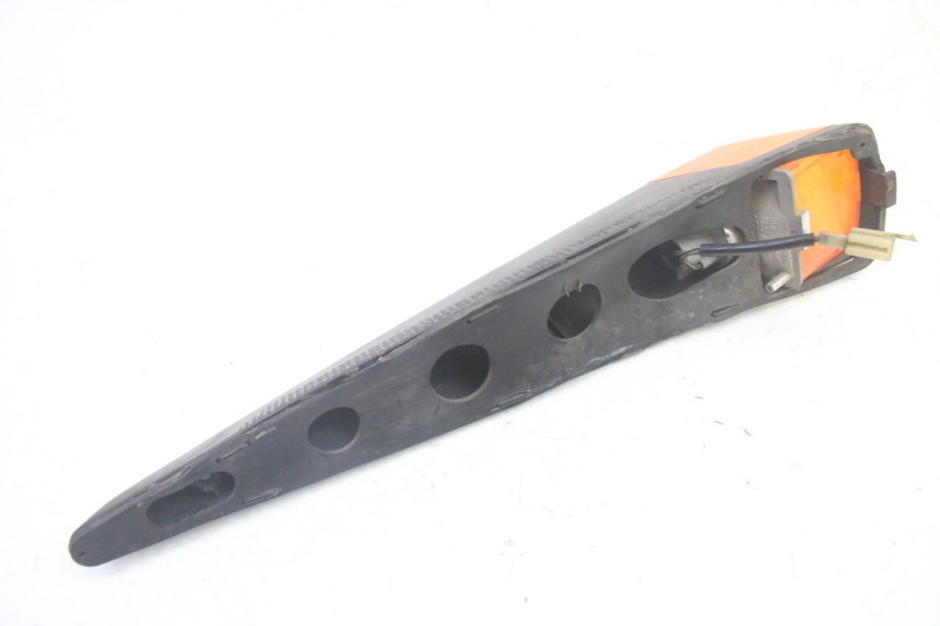 photo de KIERUNKOWSKAZ PRZEDNI PRAWY KAWASAKI GPZ RX 1000 (1986 - 1988) - Stan powierzchni