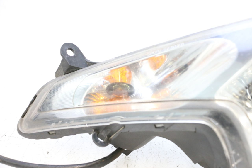 photo de KIERUNKOWSKAZ PRZEDNI PRAWY SYM GTS EVO 125 (2009 - 2013) - Szczegół części