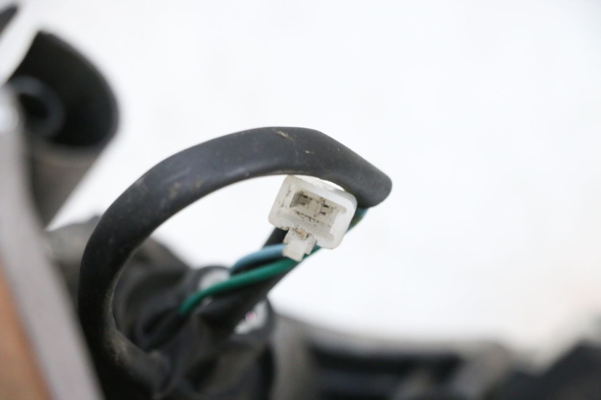 photo de KIERUNKOWSKAZ PRZEDNI PRAWY JM MOTORS GTS 125 (2015 - 2019) - Inny kąt widzenia