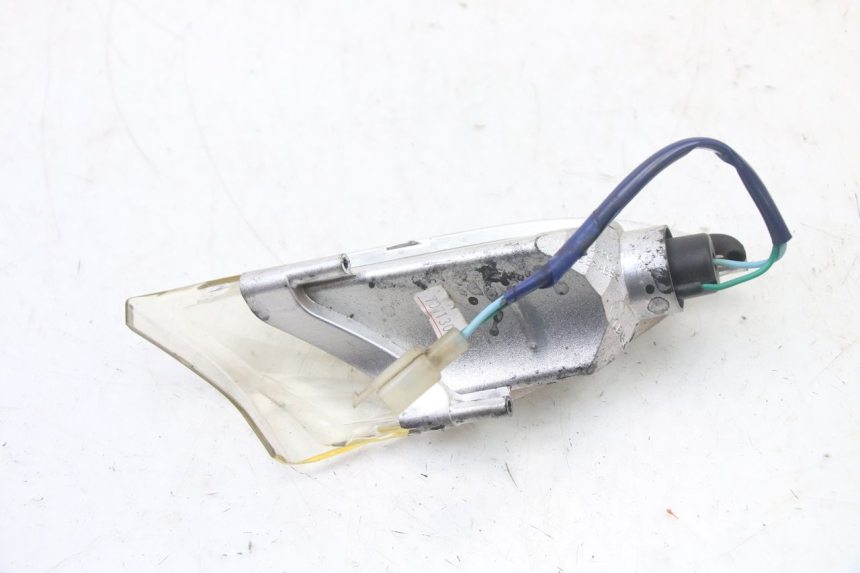 photo de KIERUNKOWSKAZ PRZEDNI PRAWY KYMCO XCITING 500 (2007 - 2010) - Inny kąt widzenia