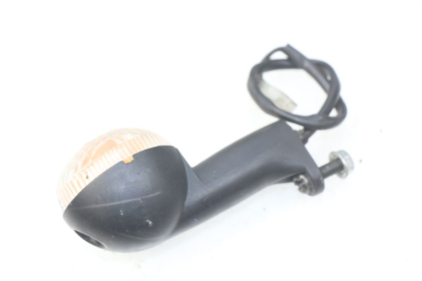 photo de KIERUNKOWSKAZ PRZEDNI PRAWY PEUGEOT LUDIX 50 (2008 - 2017) - Inny kąt widzenia