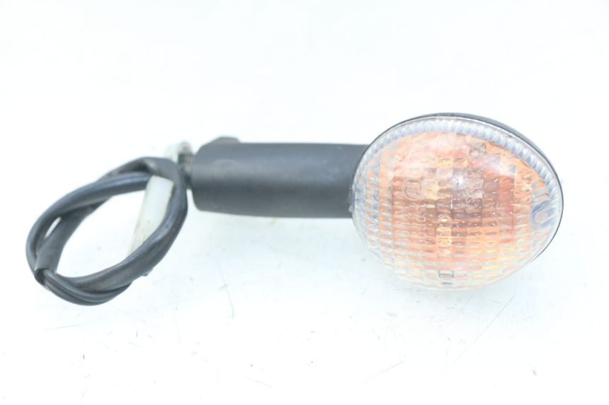 photo de KIERUNKOWSKAZ PRZEDNI PRAWY PEUGEOT LUDIX 50 (2008 - 2017) - Zbliżenie techniczne