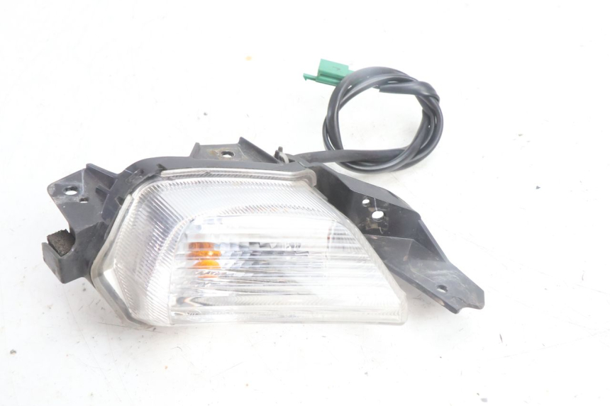 photo de PRAWA PRZEDNIA KIERUNKOWSKAZ YAMAHA N-MAX NMAX 125 (2021 - 2024) - Widok główny