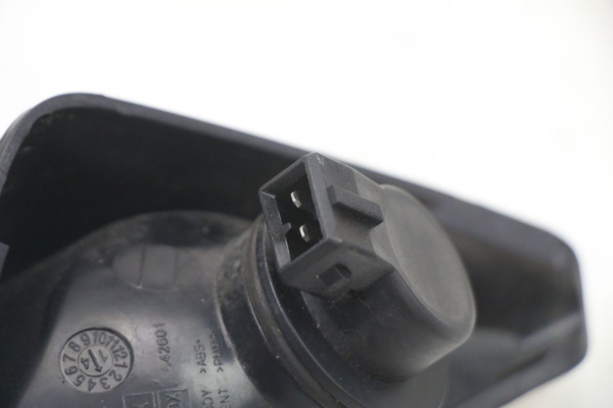 photo de PRAWY PRZEDNI KIERUNKOWSKAZ PIAGGIO NRG POWER PUREJET 50 (2018 - 2021) - Widok ogólny