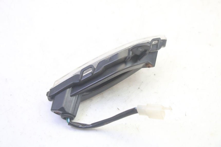 photo de KIERUNKOWSKAZ PRZEDNI PRAWY JM MOTORS OLDIES GT 4T 50 (2018 - 2025) - Inny kąt widzenia