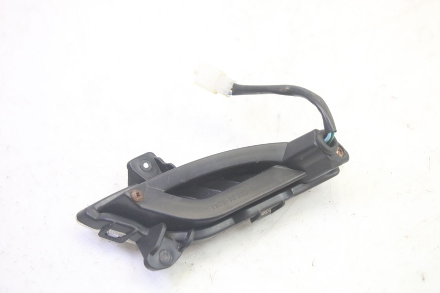 photo de KIERUNKOWSKAZ PRZEDNI PRAWY JM MOTORS OLDIES GT 4T 50 (2018 - 2025) - Zbliżenie techniczne