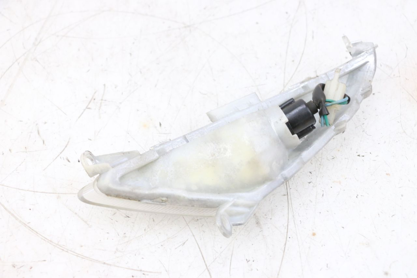 photo de KIERUNKOWSKAZ PRZEDNI PRAWY SYM ORBIT 2 4T 50 (2008 - 2017) - Zbliżenie techniczne