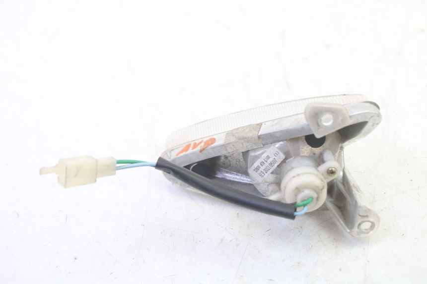 photo de KIERUNKOWSKAZ PRZEDNI PRAWY SYM ORBIT III 3 4T 50 (2021 - 2025) - Punkty mocowania