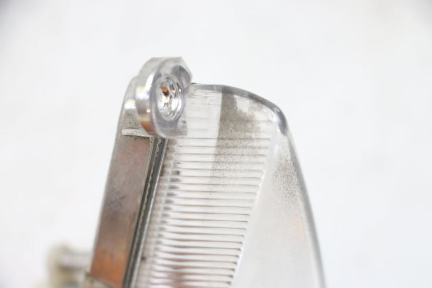 photo de PRAWY PRZEDNI KIERUNKOWSKAZ SYM ORBIT III 3 4T 50 (2018 - 2021) - Zbliżenie techniczne