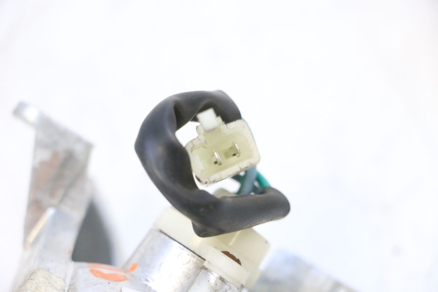 photo de PRAWY PRZEDNI KIERUNKOWSKAZ SYM ORBIT III 3 4T 50 (2018 - 2021) - Inny kąt widzenia