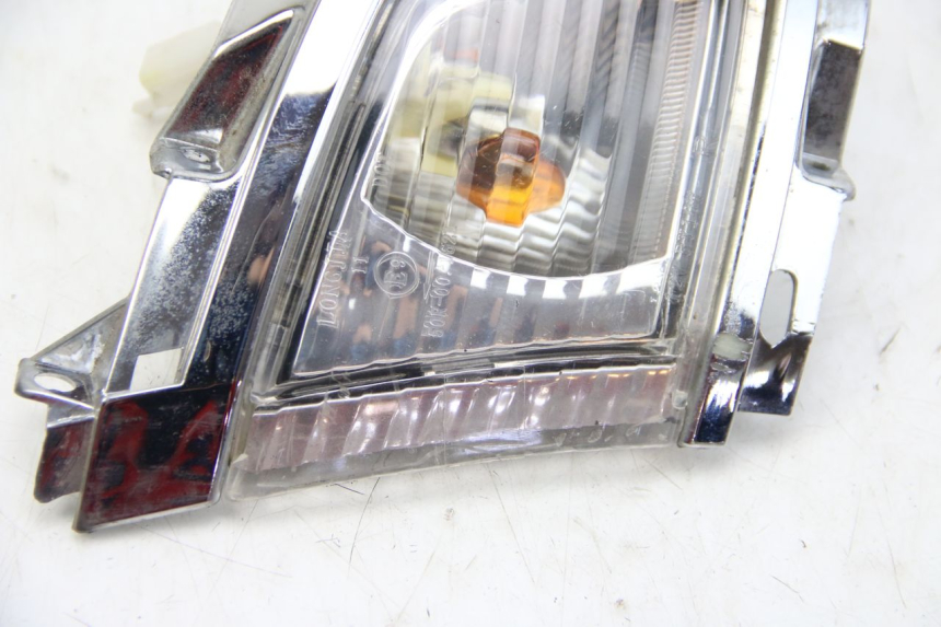 photo de KIERUNKOWSKAZ PRZEDNI PRAWY TNT MOTOR OTTO 2T 50 (2012 - 2018) - Zoom stanu zużycia