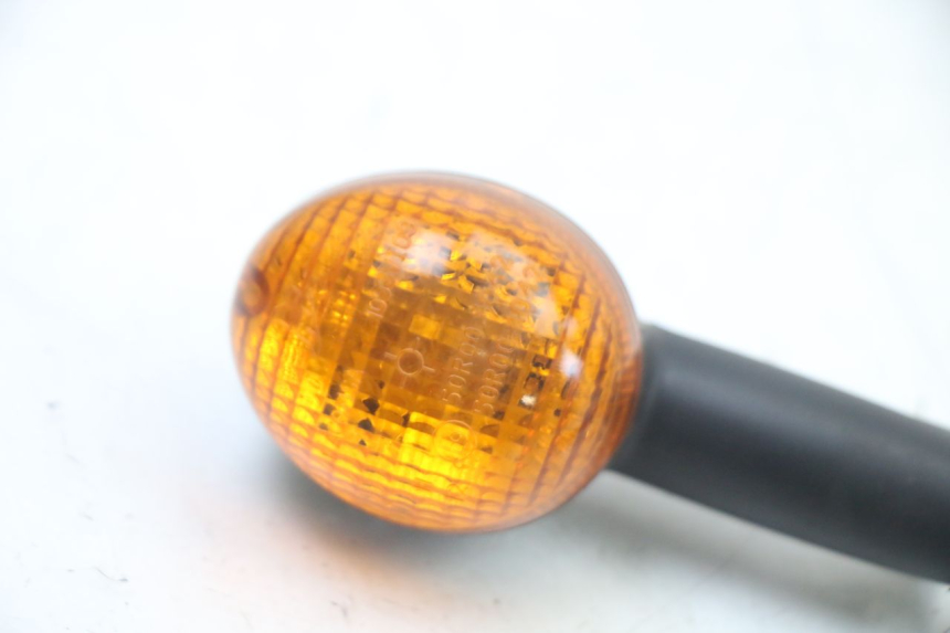 photo de KIERUNKOWSKAZ PRZEDNI PRAWY PEUGEOT LUDIX ONE 50 (2005 - 2008) - Zoom stanu zużycia