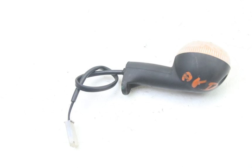 photo de KIERUNKOWSKAZ PRZEDNI PRAWY PEUGEOT TKR TREKKER FURIOUS 50 (2005 - 2014) - Inny kąt widzenia