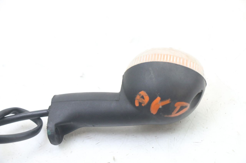 photo de KIERUNKOWSKAZ PRZEDNI PRAWY PEUGEOT TKR TREKKER FURIOUS 50 (2005 - 2014) - Zbliżenie techniczne