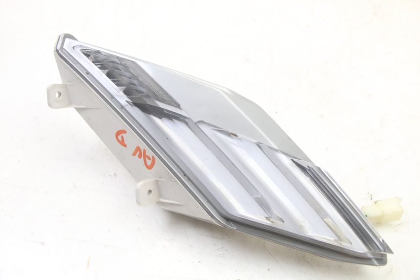 photo de KIERUNKOWSKAZ PRZEDNI PRAWY PEUGEOT TWEET 4T 50 (2023 - 2025) - Widok główny