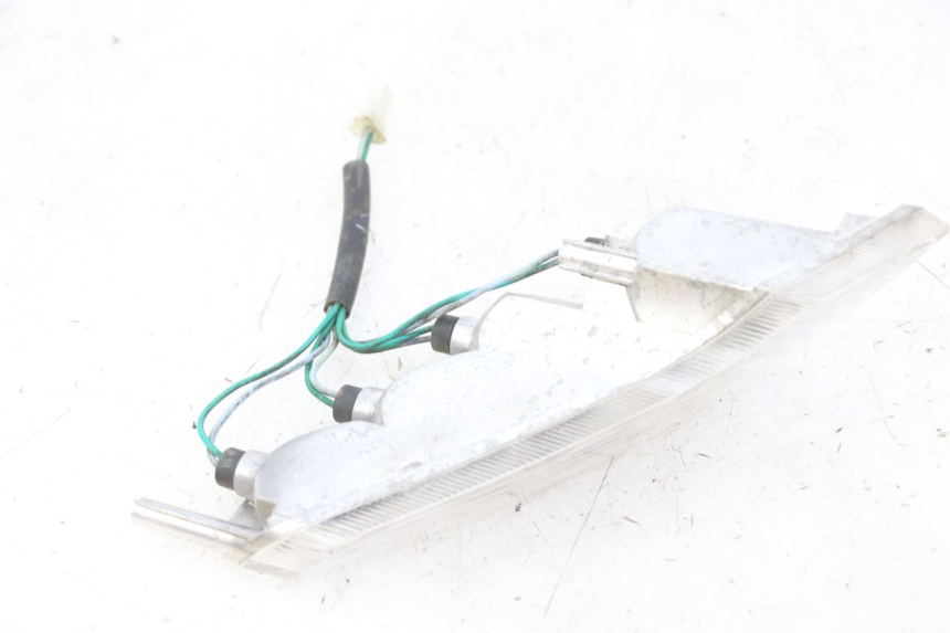 photo de KIERUNKOWSKAZ PRZEDNI PRAWY PEUGEOT VIVACITY 125 (2010 - 2017) - Inny kąt widzenia