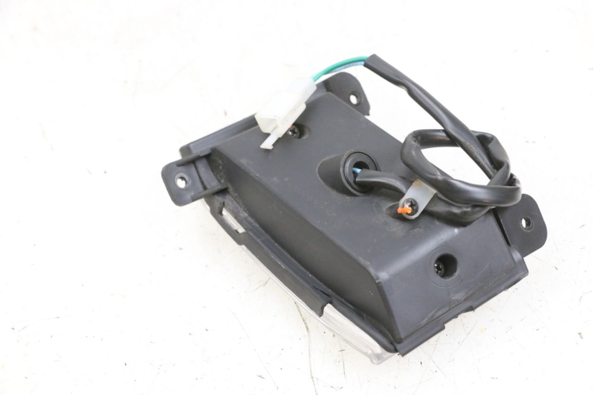 photo de KIERUNKOWSKAZ PRZEDNI PRAWY EFUN PUSA 1 - Inny kąt widzenia