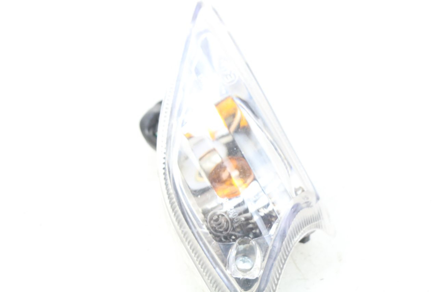 photo de KIERUNKOWSKAZ PRZEDNI PRAWY RIDE RACE GT 2T 50 (2012 - 2017) - Szczegół części