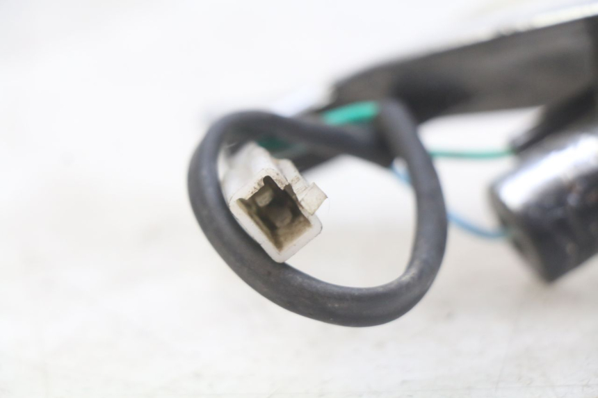 photo de KIERUNKOWSKAZ PRZEDNI PRAWY TNT MOTOR ROMA 10' 4T 50 (2019 - 2022) - Zoom stanu zużycia