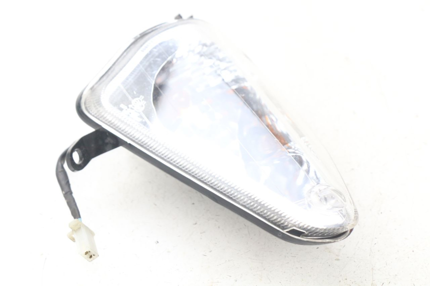 photo de KIERUNKOWSKAZ PRZEDNI PRAWY DAELIM S2 FI 125 (2008 - 2017) - Widok ogólny