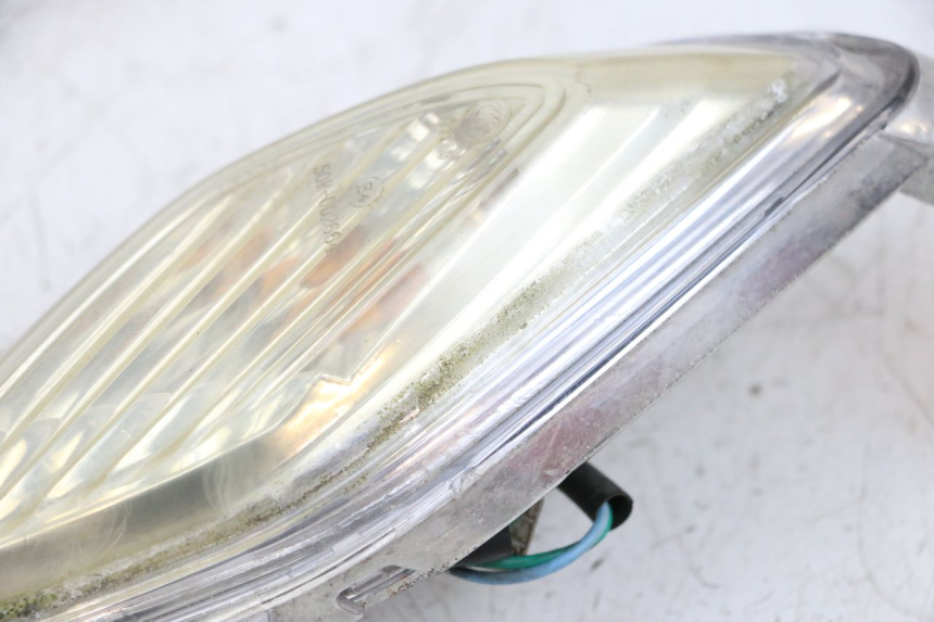 photo de KIERUNKOWSKAZ PRZEDNI PRAWY JM MOTORS SANTANA 50 (2014 - 2023) - Widok ogólny