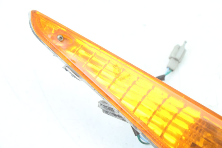 photo de KIERUNKOWSKAZ PRZEDNI PRAWY HONDA SCV LEAD 100 (2003 - 2007) - Szczegół części