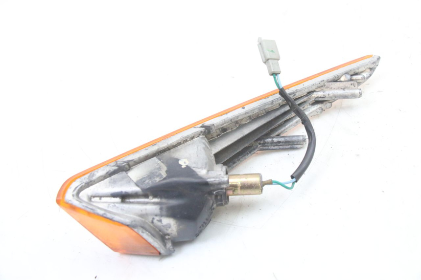 photo de KIERUNKOWSKAZ PRZEDNI PRAWY HONDA SCV LEAD 100 (2003 - 2007) - Widok ogólny