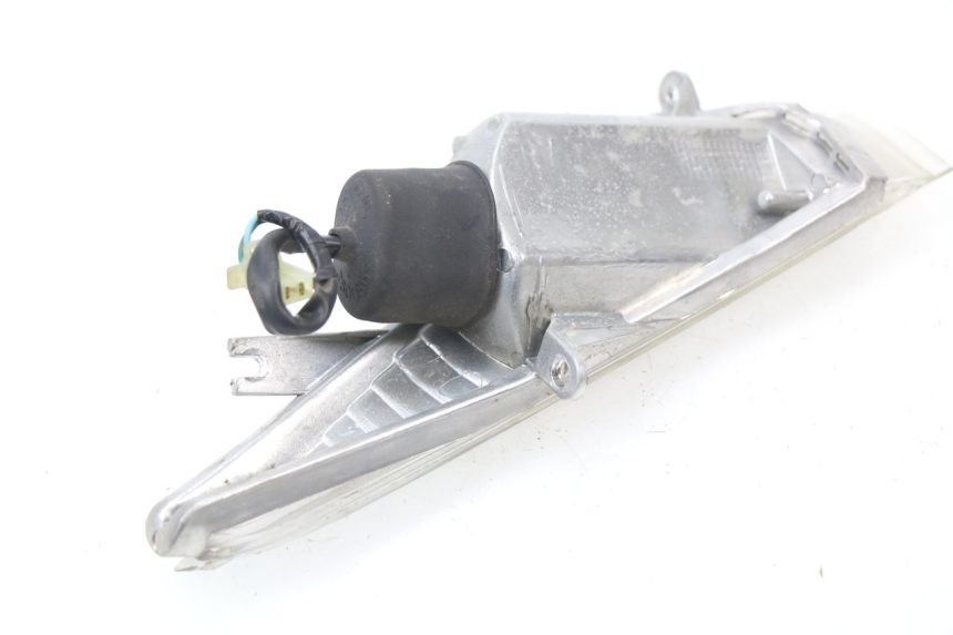 photo de KIERUNKOWSKAZ PRZEDNI PRAWY HONDA SES DYLAN 125 (2002 - 2006) - Zbliżenie techniczne