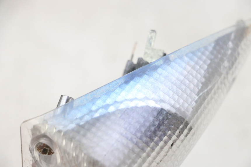 photo de KIERUNKOWSKAZ PRZEDNI PRAWY PEUGEOT SPEEDFIGHT 2 LC 50 (2000 - 2009) - Inny kąt widzenia