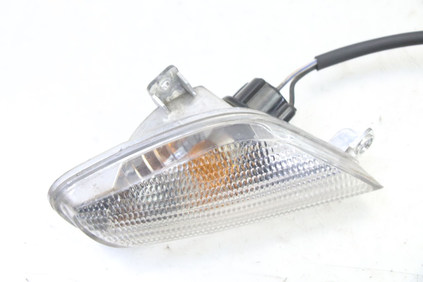 photo de KIERUNKOWSKAZ PRZEDNI PRAWY APRILIA SR 2T 50 (2018 - 2022) - Zoom stanu zużycia