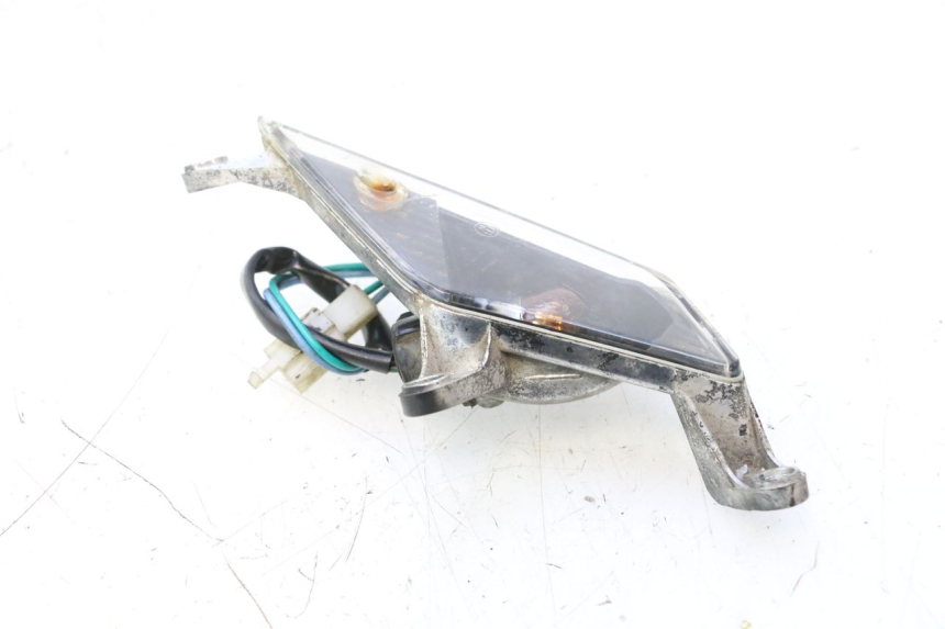photo de PRAWA PRZEDNIA KIERUNKOWSKAZ KYMCO SUPER 8 2T 50 (2007 - 2013) - Zoom stanu zużycia