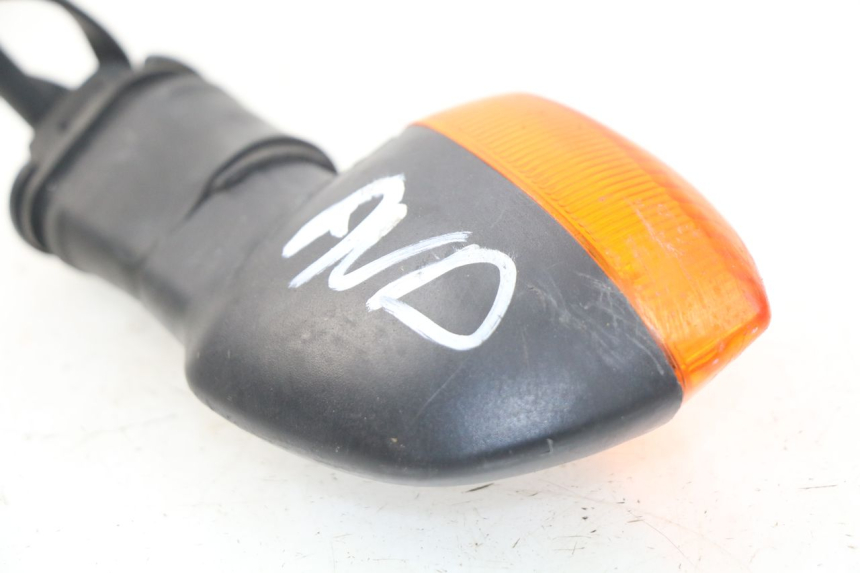 photo de KIERUNKOWSKAZ PRZEDNI PRAWY YAMAHA TDM ABS 900 (2002 - 2014) - Punkty mocowania