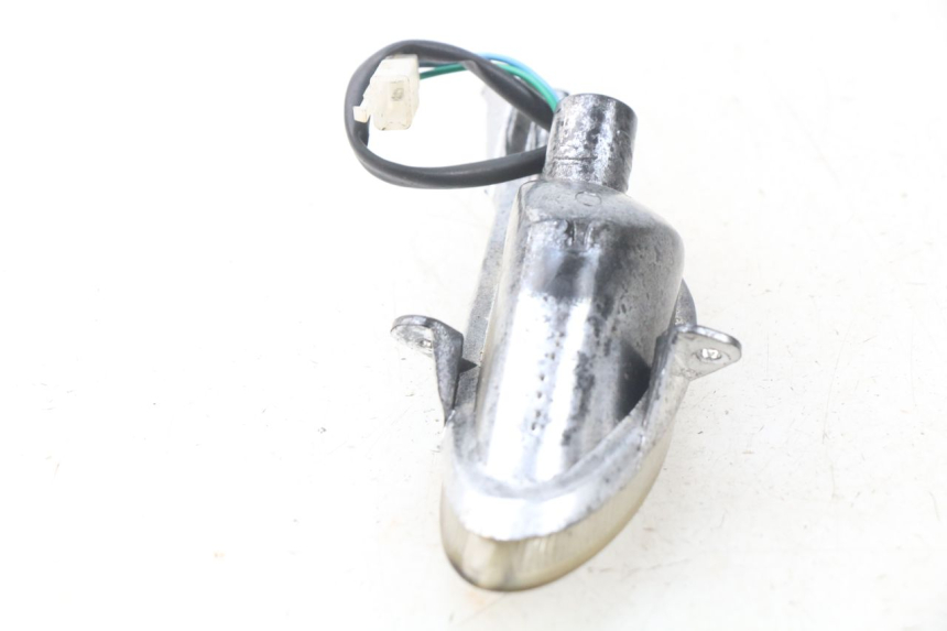 photo de PRAWY PRZEDNI KIERUNKOWSKAZ BAOTIAN TRAVEL SPIRIT 50 (2010 - 2012) - Zbliżenie techniczne