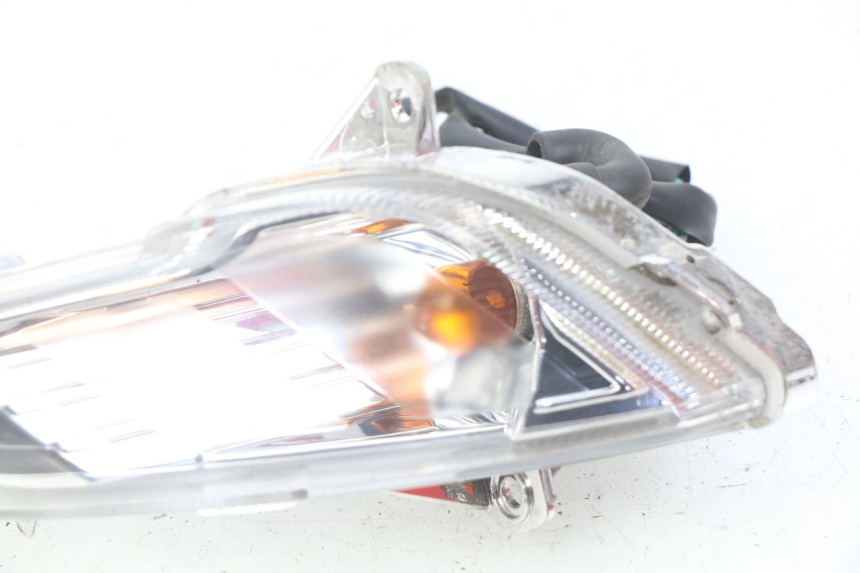 photo de KIERUNKOWSKAZ PRZEDNI PRAWY PEUGEOT TWEET 4T 50 (2018 - 2022) - Zoom stanu zużycia