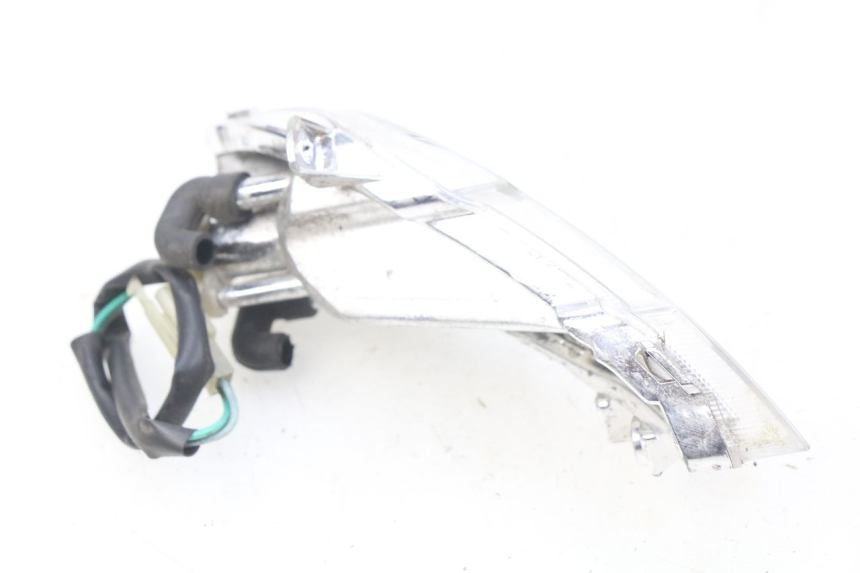 photo de KIERUNKOWSKAZ PRZEDNI PRAWY PEUGEOT TWEET 4T 50 (2018 - 2022) - Inny kąt widzenia