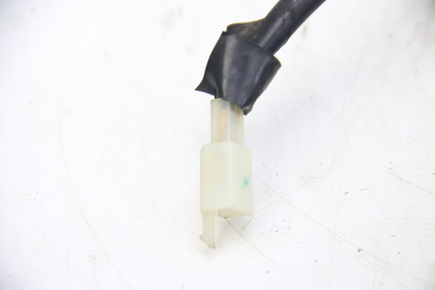 photo de KIERUNKOWSKAZ PRZEDNI PRAWY PEUGEOT TWEET 4T 50 (2010 - 2014) - Inny kąt widzenia