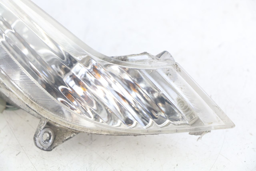 photo de KIERUNKOWSKAZ PRZEDNI PRAWY PEUGEOT TWEET 4T 50 (2010 - 2014) - Punkty mocowania