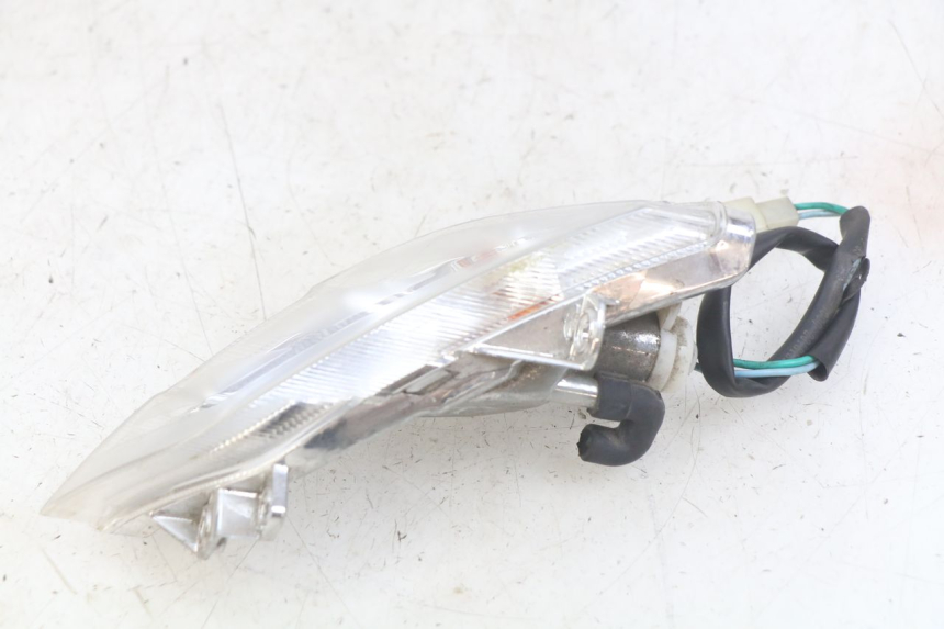 photo de KIERUNKOWSKAZ PRZEDNI PRAWY PEUGEOT TWEET 4T 50 (2018 - 2022) - Inny kąt widzenia