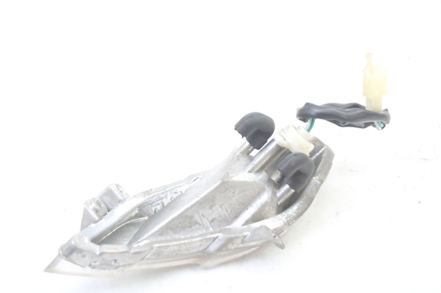 photo de KIERUNKOWSKAZ PRZEDNI PRAWY PEUGEOT TWEET 4T 50 (2018 - 2022) - Inny kąt widzenia