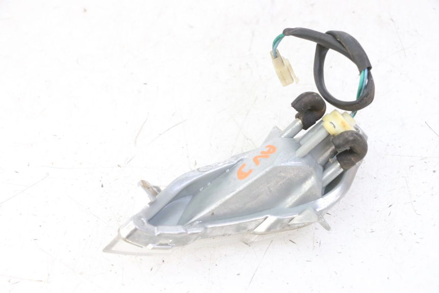 photo de KIERUNKOWSKAZ PRZEDNI PRAWY PEUGEOT TWEET 4T 50 (2014 - 2019) - Zbliżenie techniczne