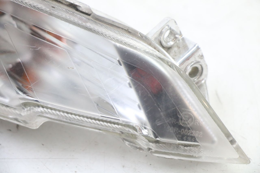 photo de KIERUNKOWSKAZ PRZEDNI PRAWY PEUGEOT TWEET PRO CARGO 50 (2018 - 2022) - Zoom stanu zużycia