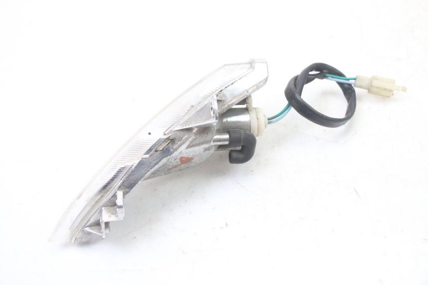 photo de KIERUNKOWSKAZ PRZEDNI PRAWY PEUGEOT TWEET PRO CARGO 50 (2018 - 2022) - Inny kąt widzenia