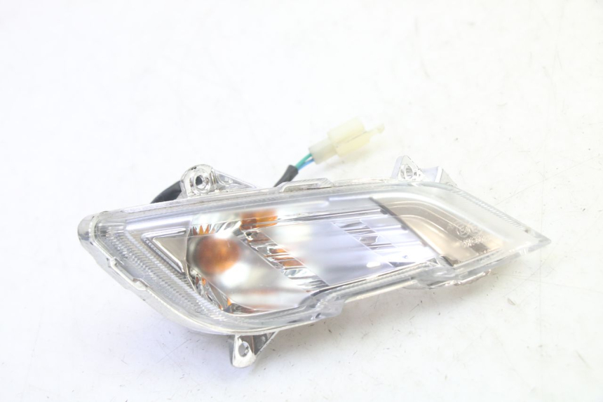 photo de KIERUNKOWSKAZ PRZEDNI PRAWY PEUGEOT TWEET PRO EFI 4T 50 (2021 - 2022) - Widok główny