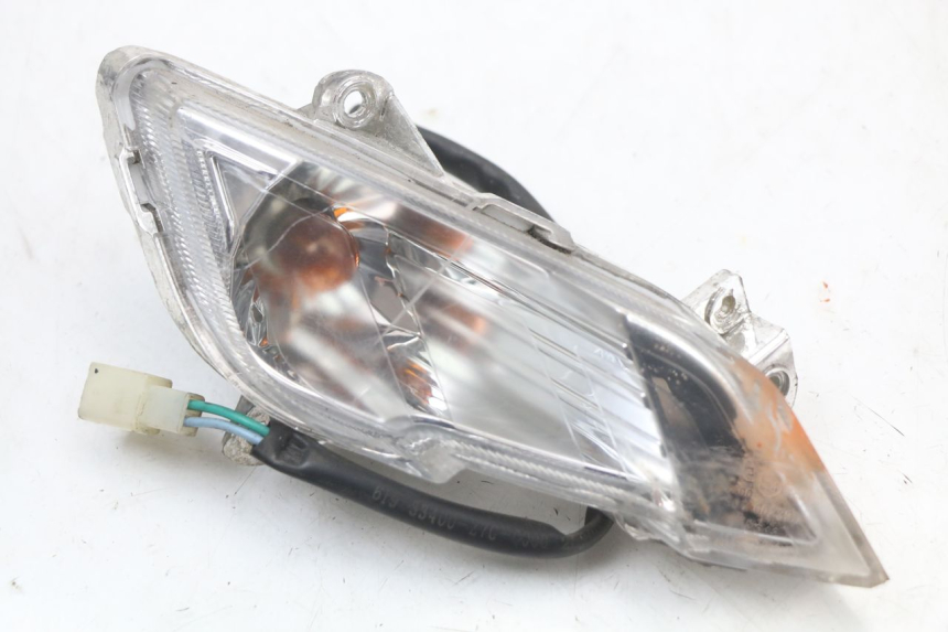 photo de KIERUNKOWSKAZ PRZEDNI PRAWY PEUGEOT TWEET 125 (2018 - 2021) - Widok główny