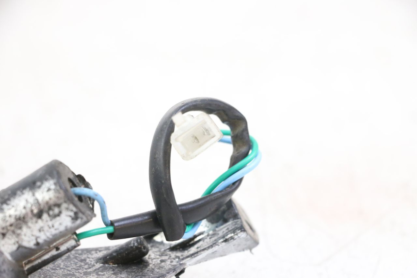 photo de KIERUNKOWSKAZ PRZEDNI PRAWY UNIVERSAL BIKE ZN50QT-11B 50 (2018 - 2021) - Zoom stanu zużycia